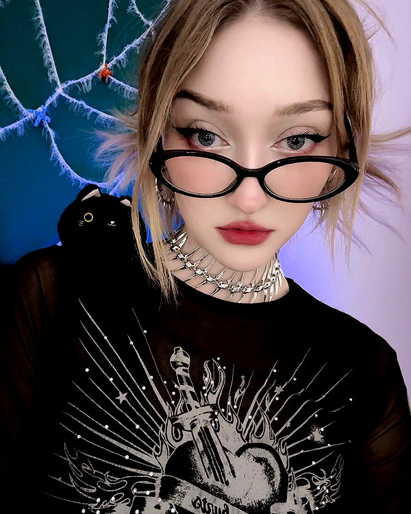 alexaa.soul.official instagram image archive image