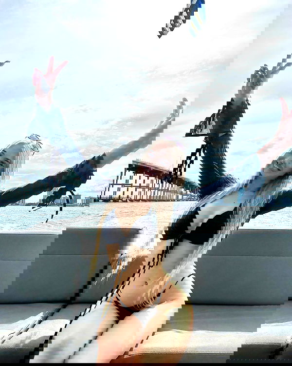 alexandramarianna alexandramarianna archive image