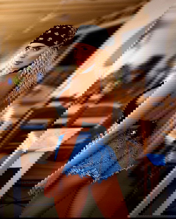 alexis.blond alexis.blond archive image