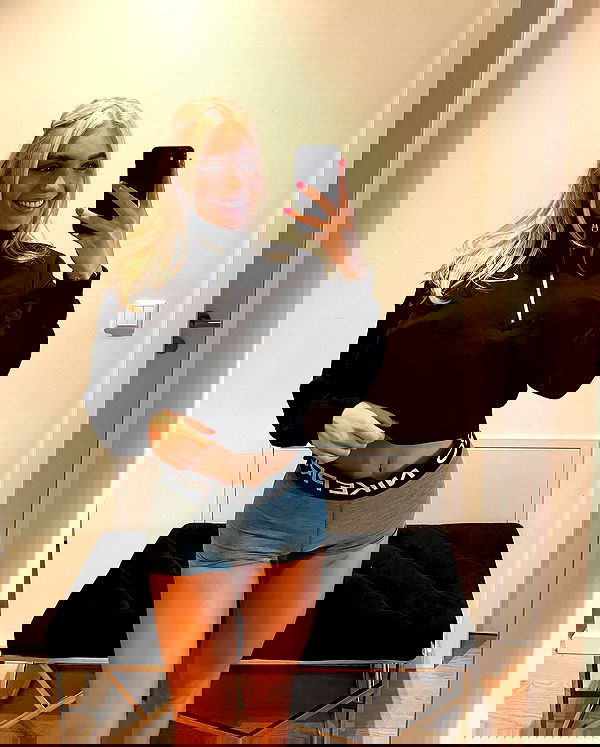 alexis.blond alexis.blond archive image