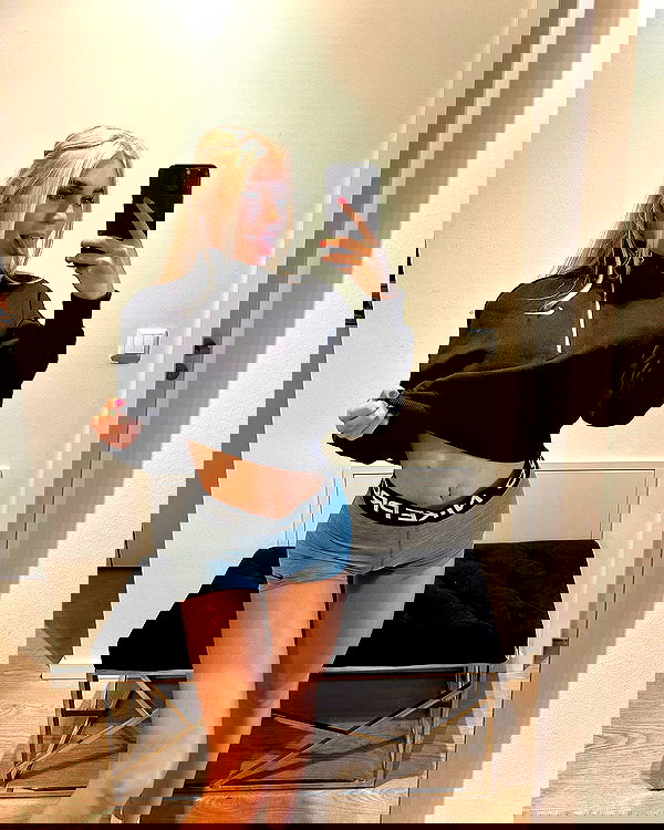 alexis.blond alexis.blond archive image