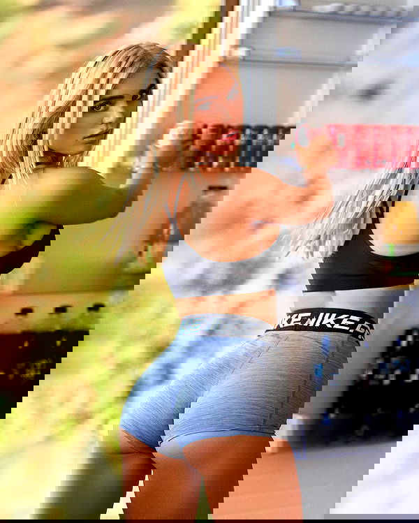 alexis.blond alexis.blond archive image