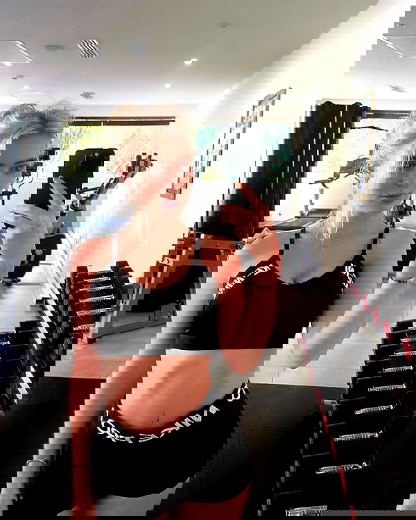 alexis.blond alexis.blond archive image