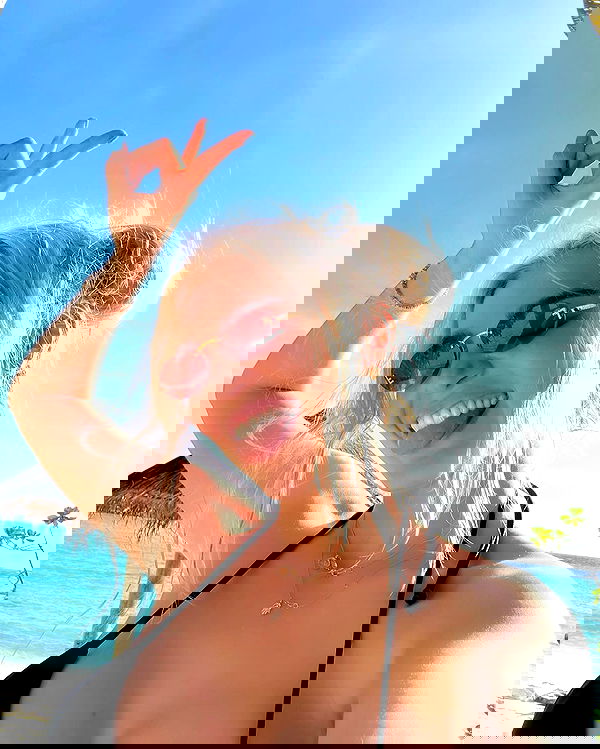 alexis.blond alexis.blond archive image