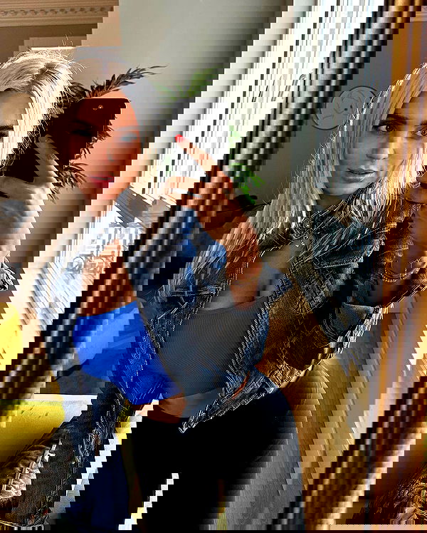 alexis.blond alexis.blond archive image