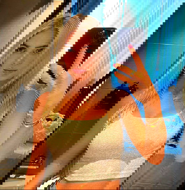 alexis.blond alexis.blond archive image