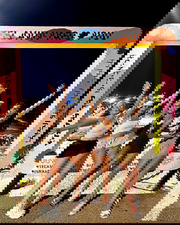 alexis.blond alexis.blond archive image