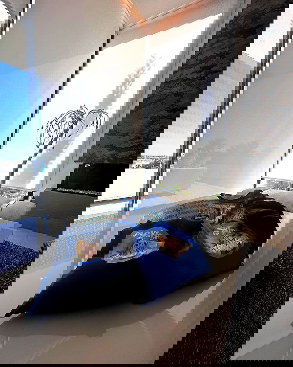 alexis.blond alexis.blond archive image