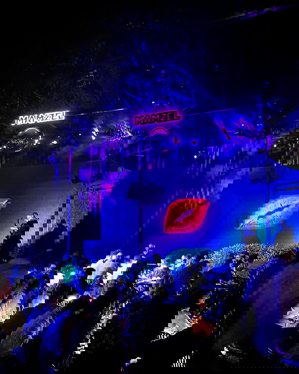 alexis.blond alexis.blond archive image