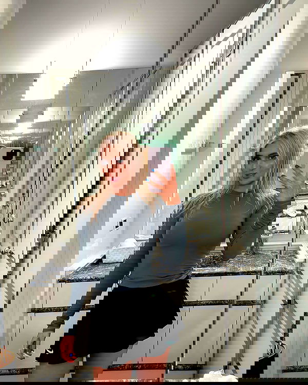 alexis.blond alexis.blond archive image