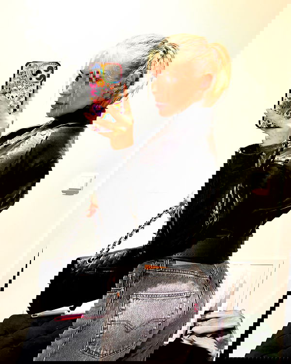 alexis.blond alexis.blond archive image