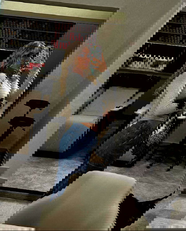 alexis.blond alexis.blond archive image