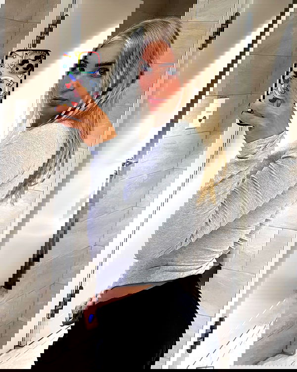 alexis.blond alexis.blond archive image