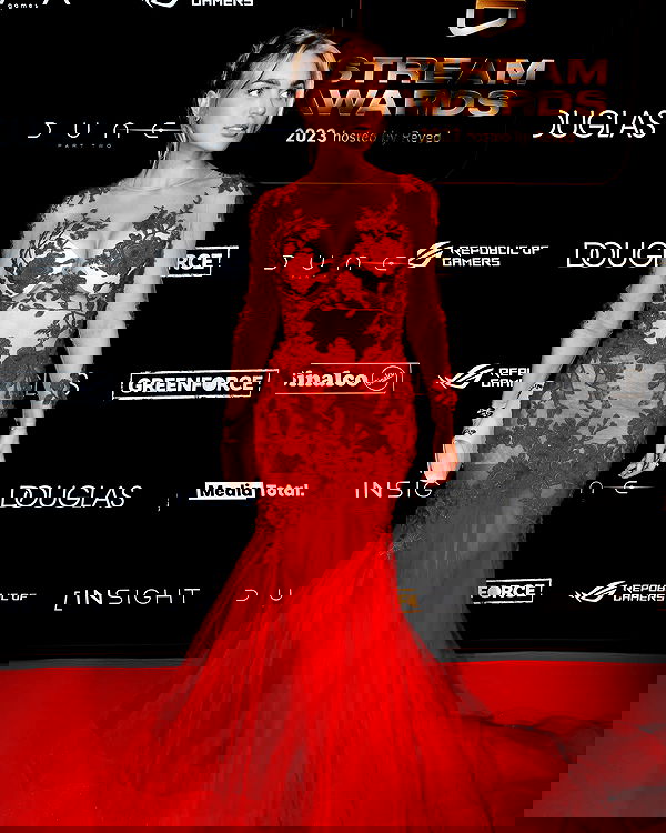 alexis.blond alexis.blond archive image