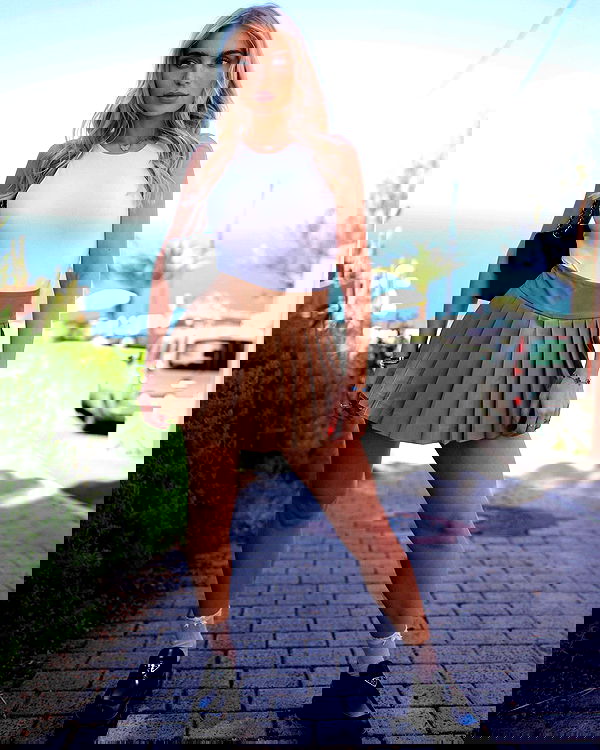 alexis.blond alexis.blond archive image