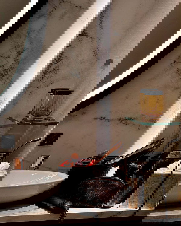 alexis.blond alexis.blond archive image