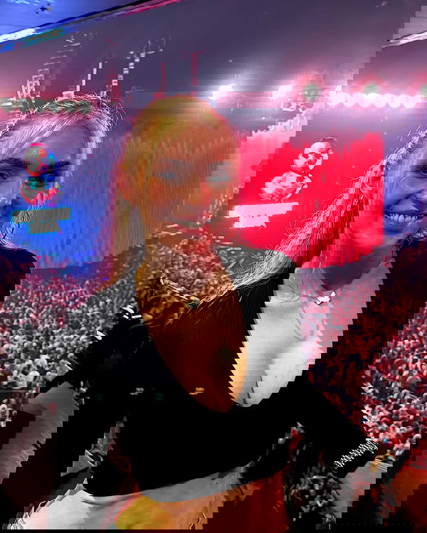 alexis.blond alexis.blond archive image