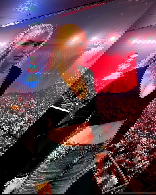 alexis.blond alexis.blond archive image