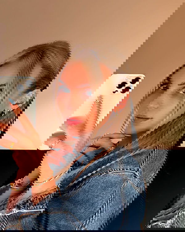 alexis.blond alexis.blond archive image