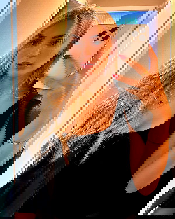 alexis.blond alexis.blond archive image