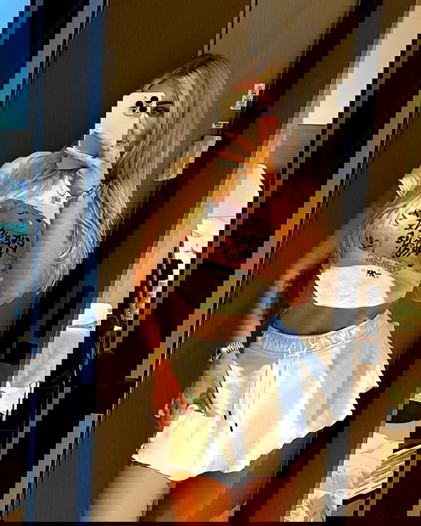 alexis.blond alexis.blond archive image