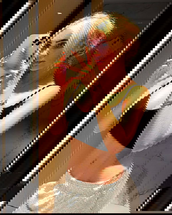 alexis.blond alexis.blond archive image