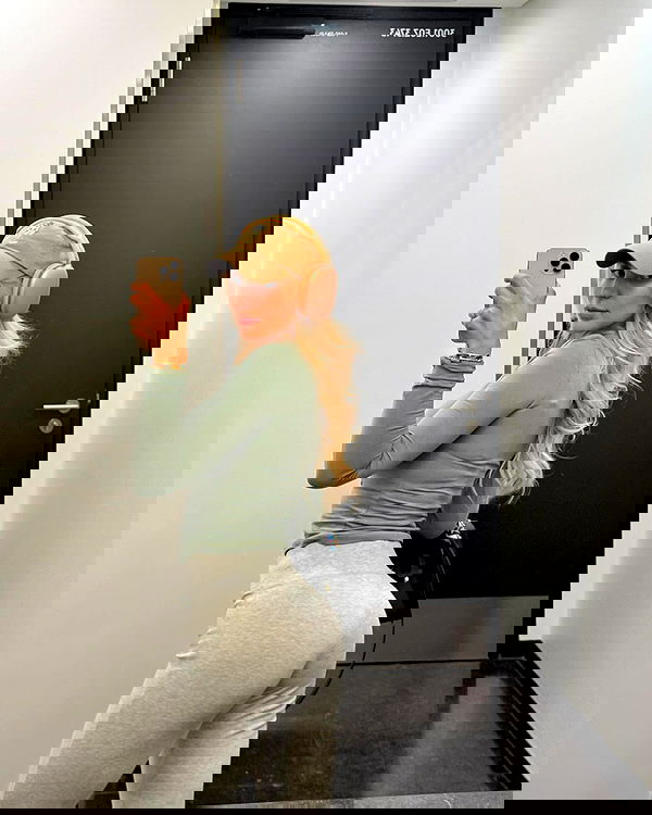 alexis.blond alexis.blond archive image