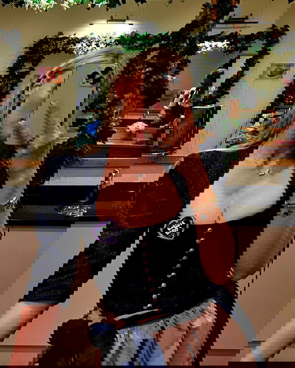 alexis.blond alexis.blond archive image