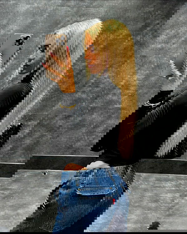 alexis.blond alexis.blond archive image