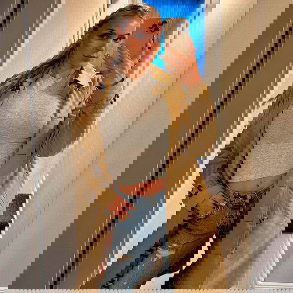 alexis.blond alexis.blond archive image