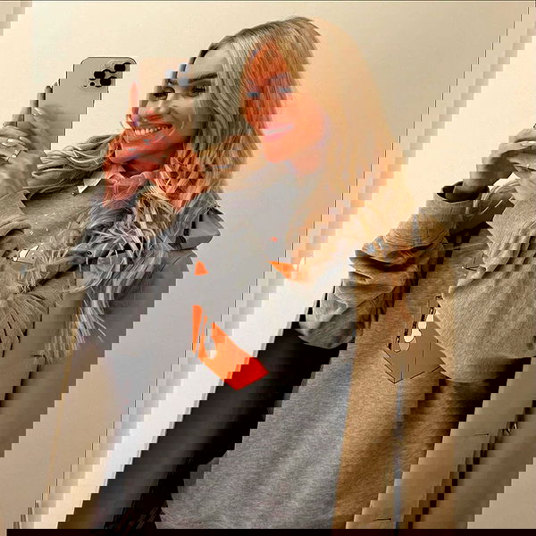 alexis.blond alexis.blond archive image