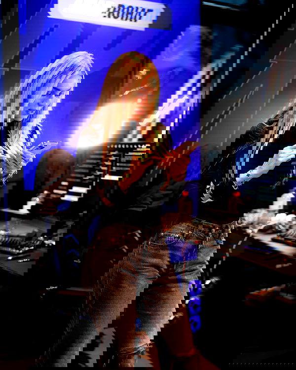 alexis.blond alexis.blond archive image