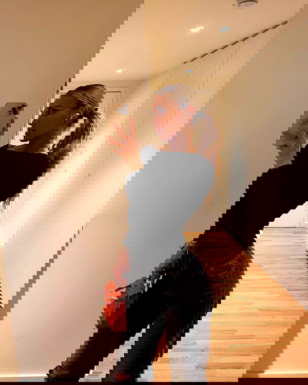 alexis.blond alexis.blond archive image