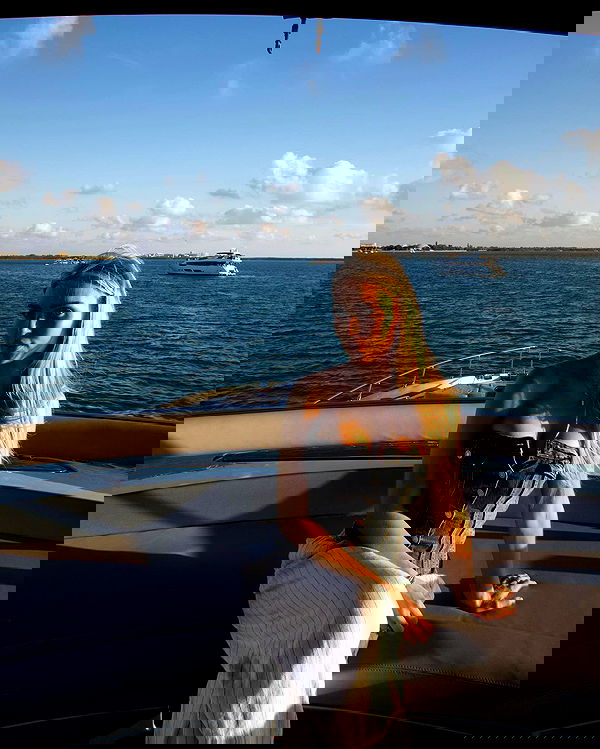 alexis.blond alexis.blond archive image