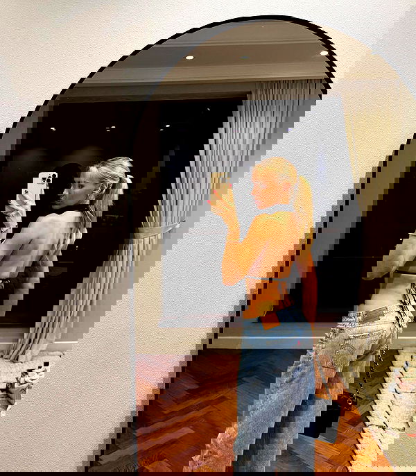 alexis.blond alexis.blond archive image