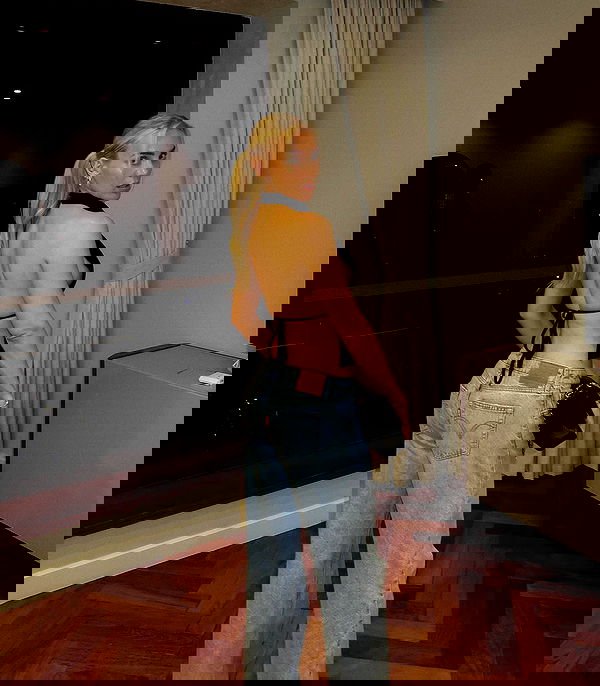 alexis.blond alexis.blond archive image