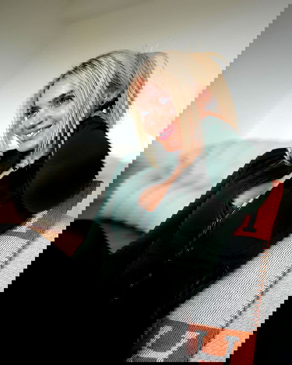 alexis.blond alexis.blond archive image