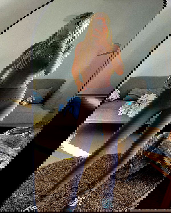 alexis.blond alexis.blond archive image