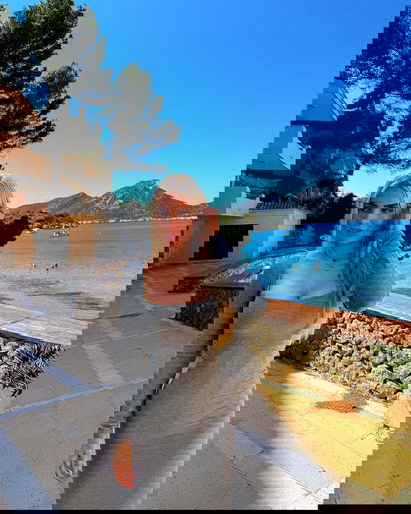 alexis.blond alexis.blond archive image