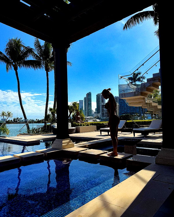 alexisshv instagram image archive image