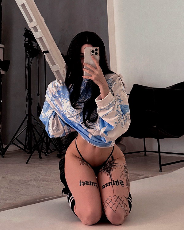 alexsaaart instagram image archive image