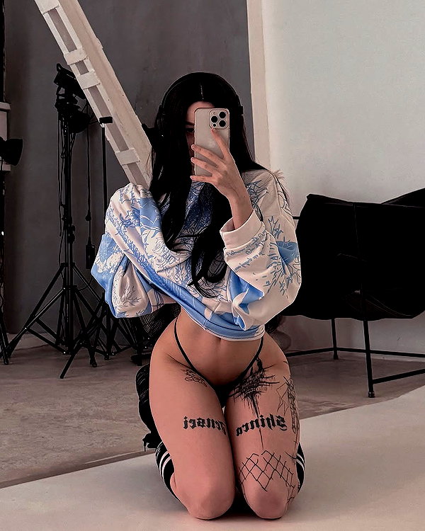 alexsideee_ alexsideee_ archive image