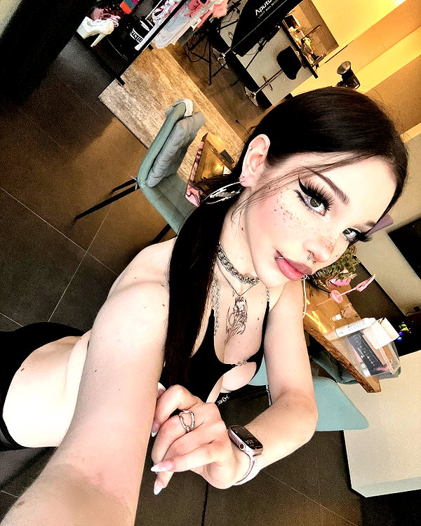alice_delish instagram image archive image