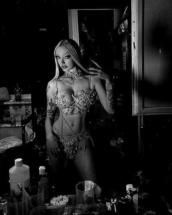 alicemaystenson alicemaystenson archive image