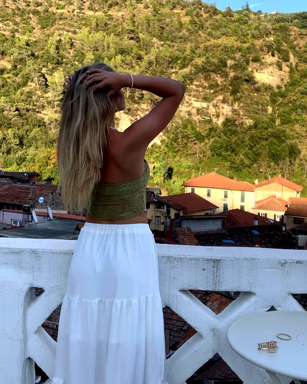 alina_mtsn instagram image archive image