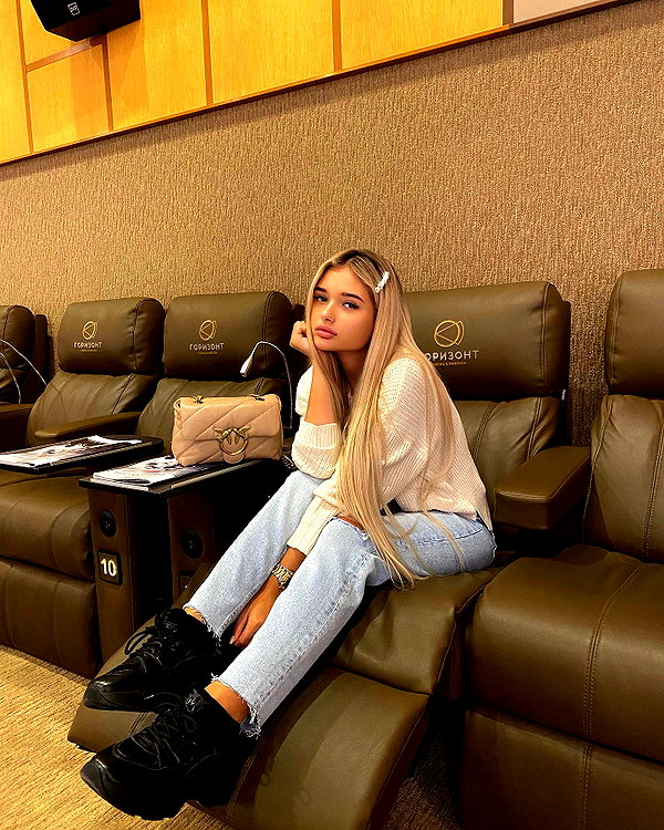 alinaaignatova instagram image archive image