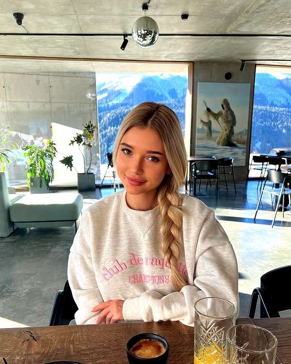 alinaaignatova instagram image archive image