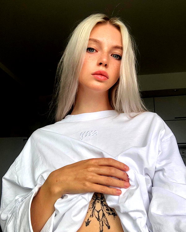 alisatvoya instagram image archive image