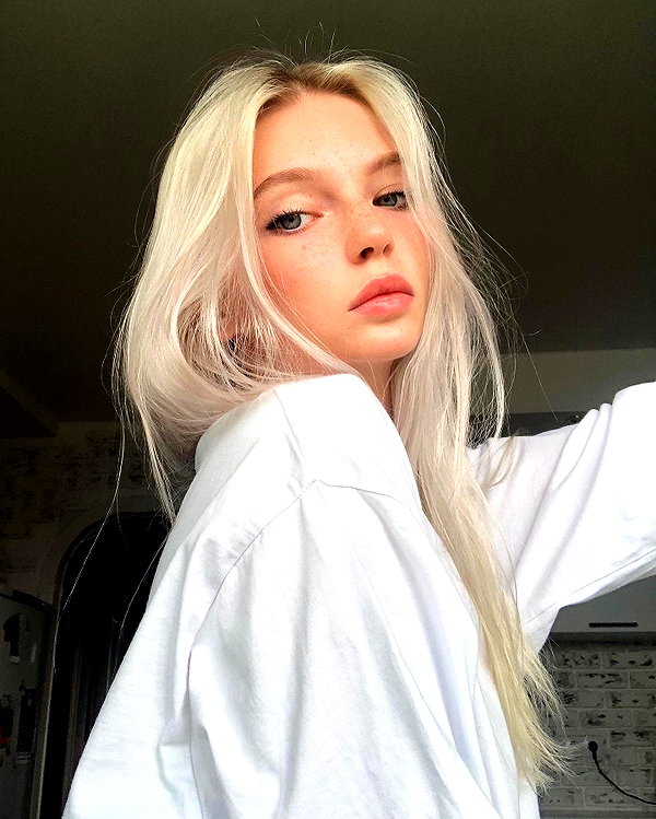 alisatvoya instagram image archive image