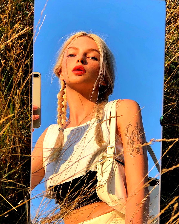 alisatvoya instagram image archive image